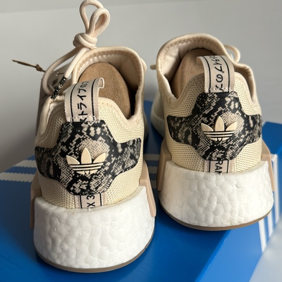 Adidas | NMD R1 NWT - Picture 10 of 13